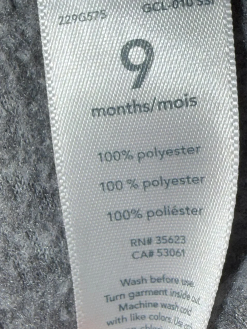 Carter's boys toddler infant size 9 months fleece sweater Pullover